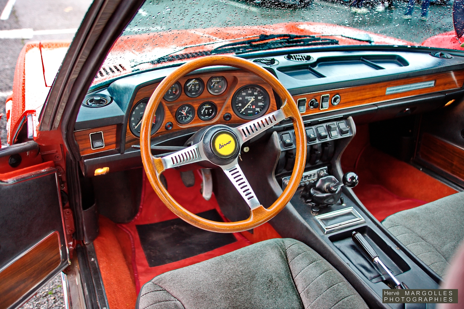 Fiat Dino 2400-05_0.jpg